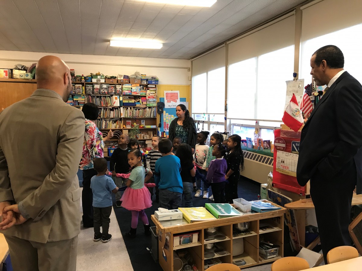 Dr. Ferguson and Dr. Padilla meet with Pre-K children and their parents at Head Start of Eastern Orange County