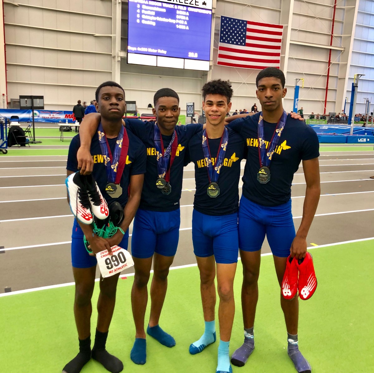 The team of James Onwuka, Maleek Powell, Ryler Gould, and Kendall Scott ran a time of 3:21.33 (a 2 1/2 Sec pr).