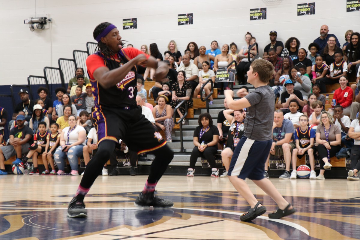 The Harlem Wizards Came to Newburgh- News - NECSD