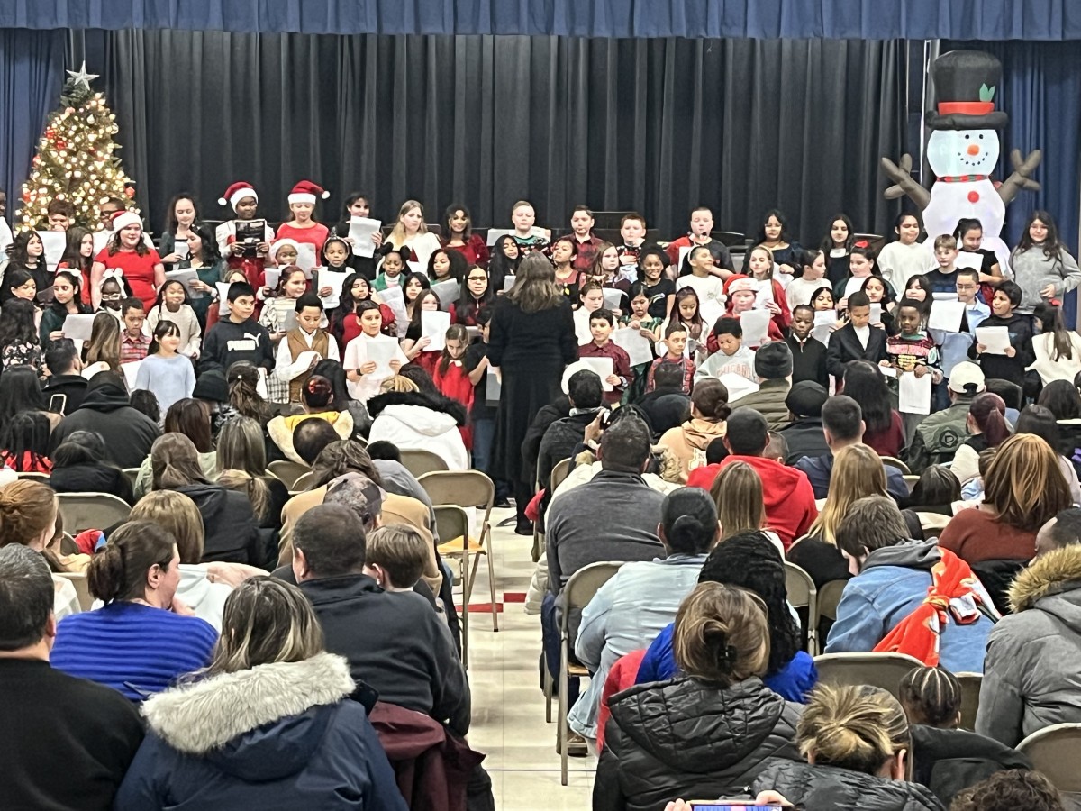 Thumbnail for Gardnertown Leadership Academy Performs Annual Winter Concert