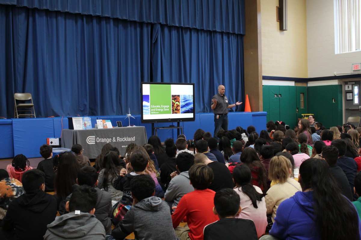 Thumbnail for New Windsor School Scholars Learn about Conservation and Renewable Energy Resources