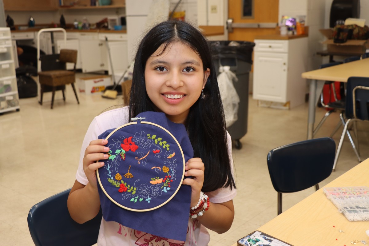 Thumbnail for Summer Scholars Learn Artistic Mediums Throughout the Summer