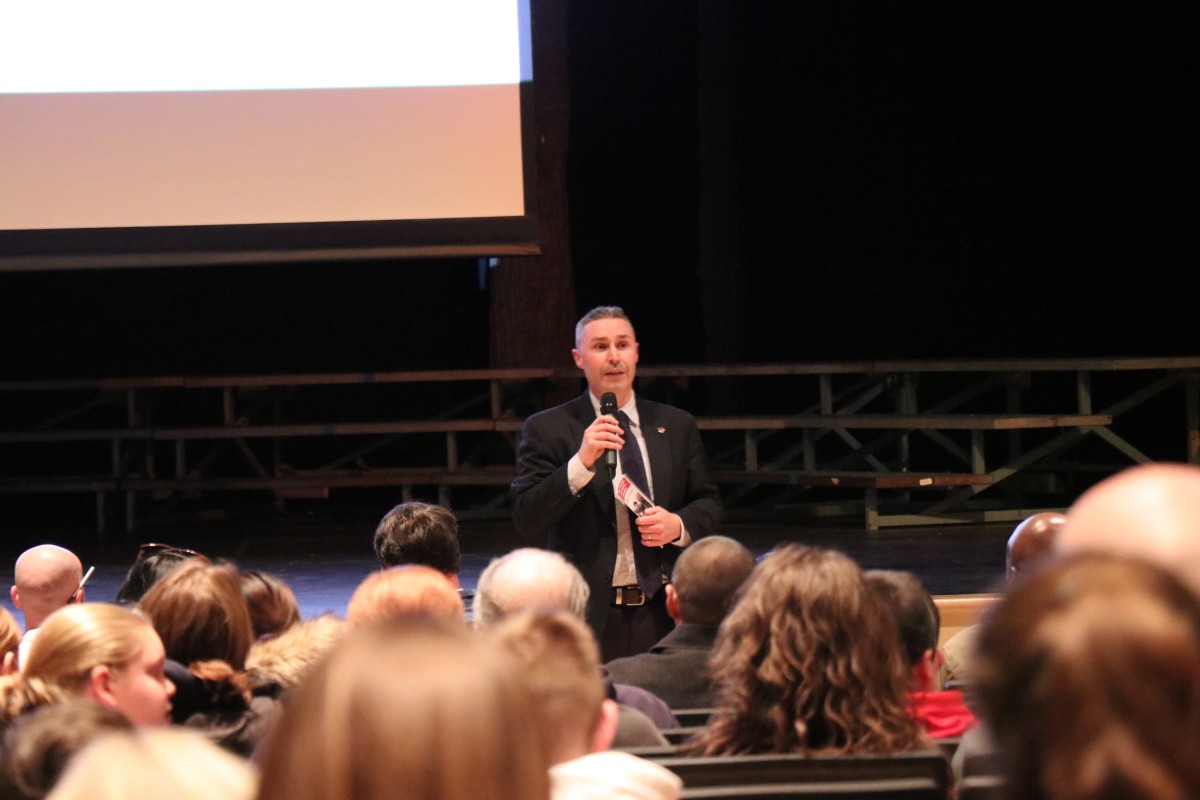 Mr. Chris Doyle from Marist College presents to students and families.