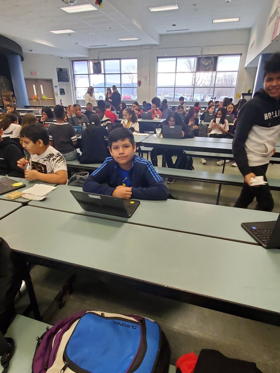 HMS scholars participate in event using Chromebooks.