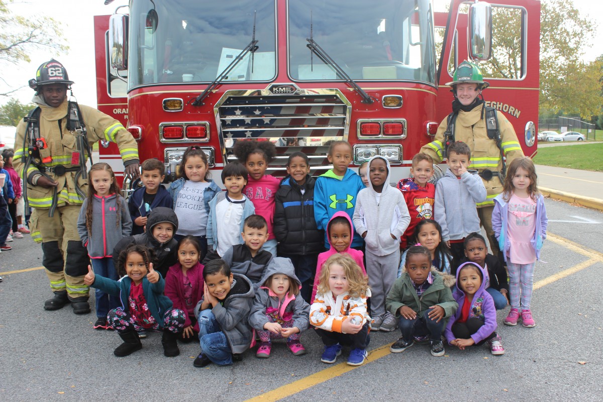 Students in front of firetruck 1